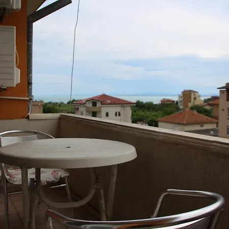 Guest House Aheloy Penzion
